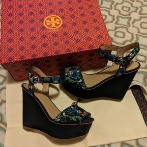 Tory Burch Platform Canvas Sandals Navy/Multi Sz 8